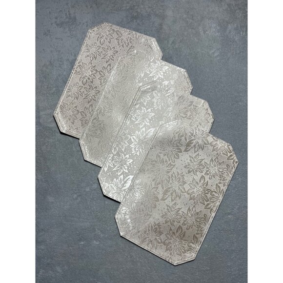 Set of 4 Elegant Ivory Shimmer Holiday Christmas Placemats by Better Home - Picture 1 of 6
